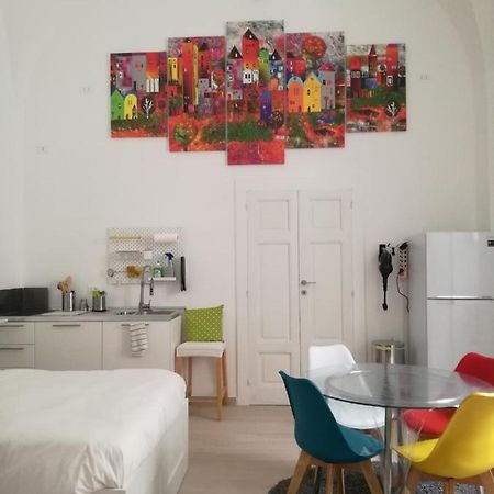 Ferienwohnung House Of Colors Bari Exterior foto